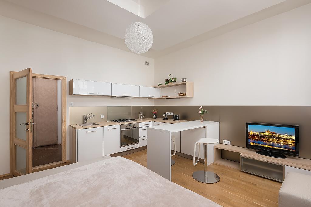 Apartment Near The Old Town Square Прага Номер фото